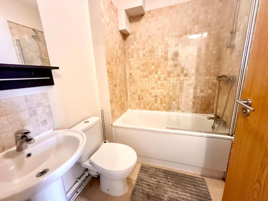 2 Bedroom Apartment In Se13 London Exterior foto