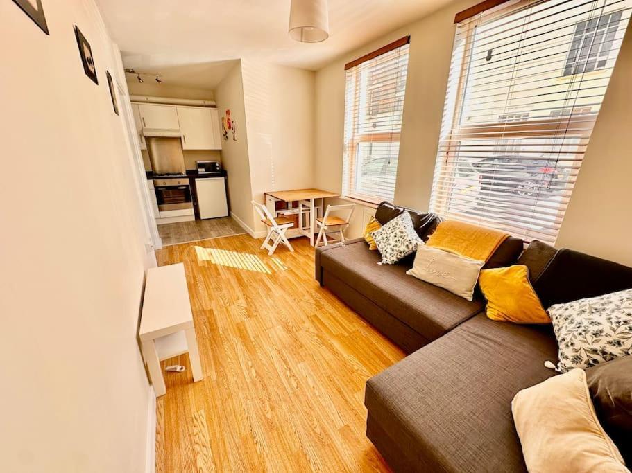 2 Bedroom Apartment In Se13 London Exterior foto